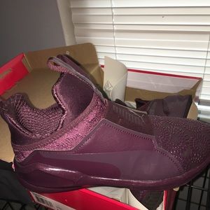 Pumas, hardly ever worn